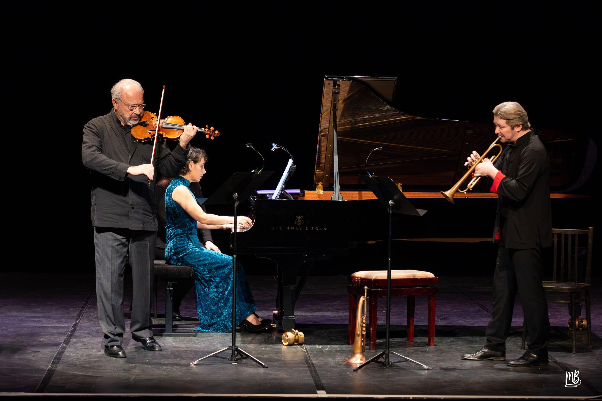 20241020   Vibration(s)   MB 22